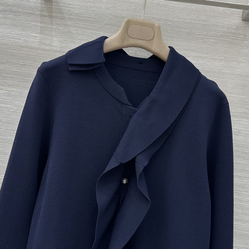 chr1st1an D10r outwear